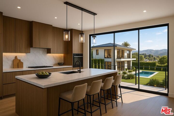 Property Photo:  1418 Lindacrest Dr  CA 90210 