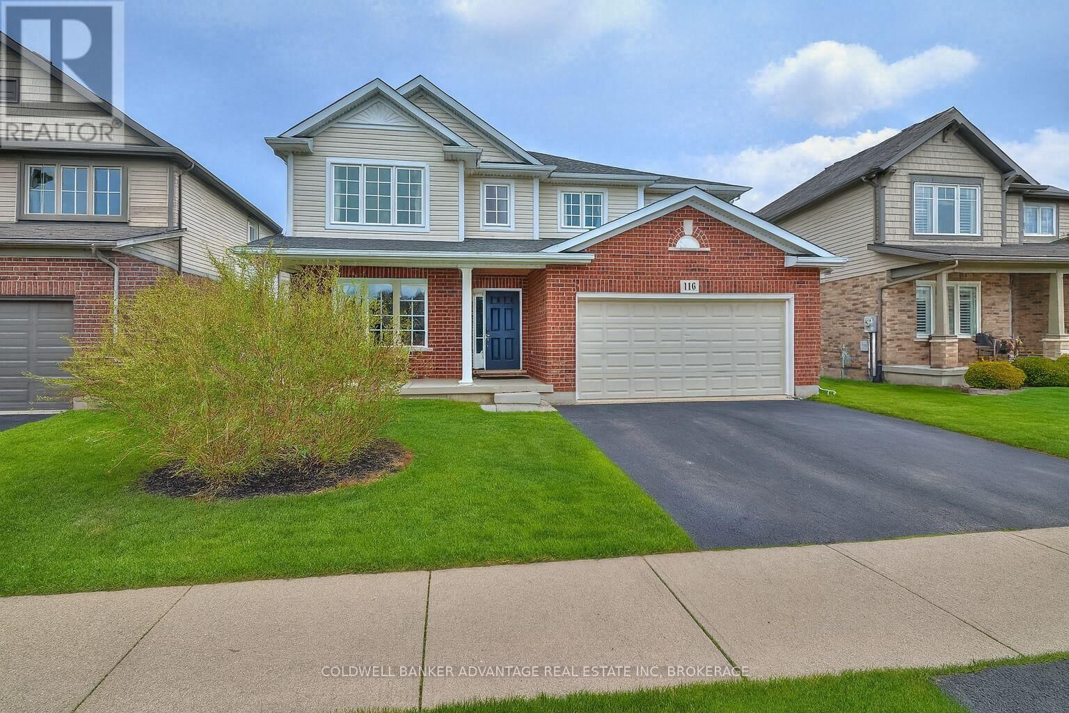 Photo de la propriété:  116 Clare Avenue  ON L3C 0B7 