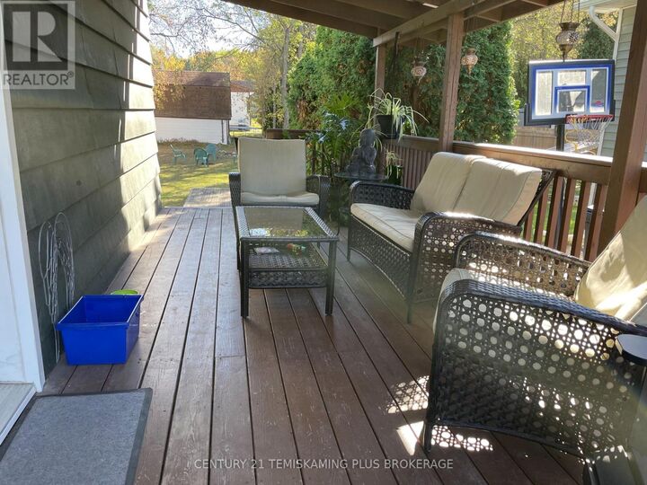 Property Photo: 396 Farah Avenue ON P0J 1P0