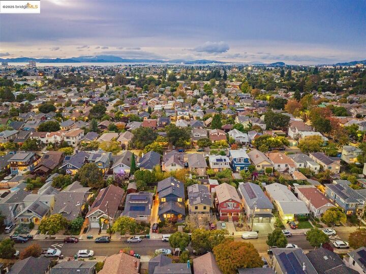 Property Photo:  5347 James Ave  CA 94618 