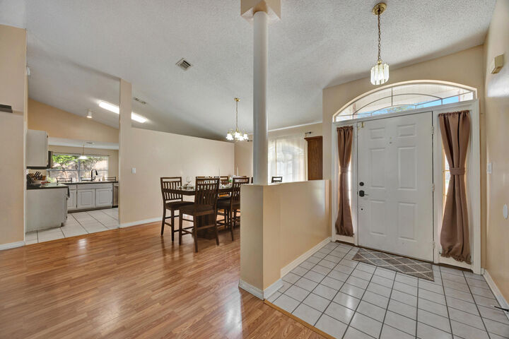 Property Photo: 4749 Coronado Circle FL 32539
