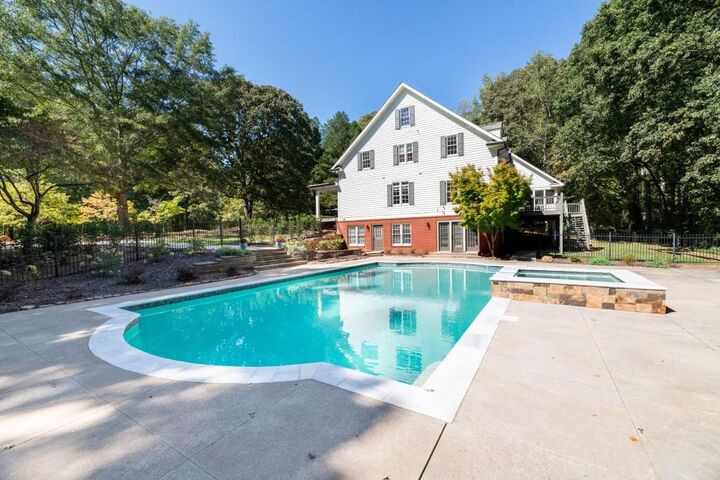 Property Photo: 3380 Hill Forest Trail GA 30101