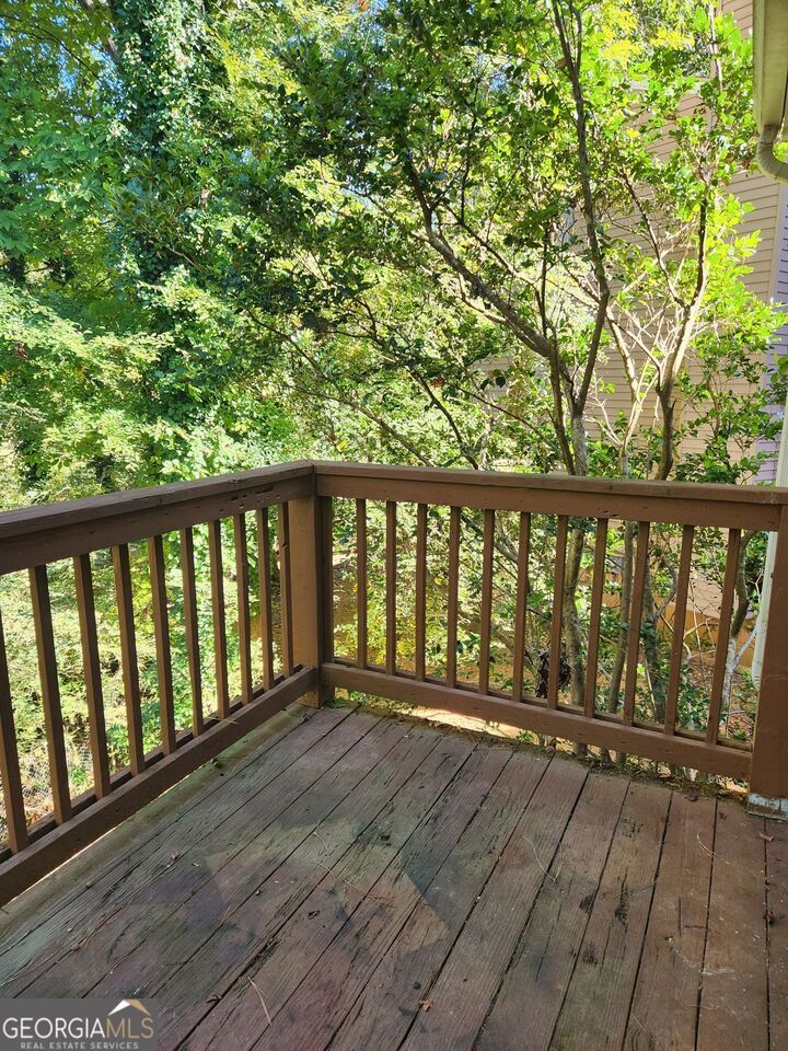 Property Photo: 327 Quail Run GA 30076