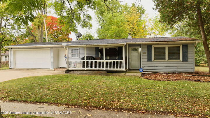 833 Dornell Avenue  Lansing MI 48910 photo