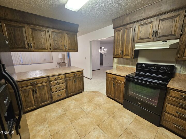 Property Photo: 1981 20th Street N ND 58501