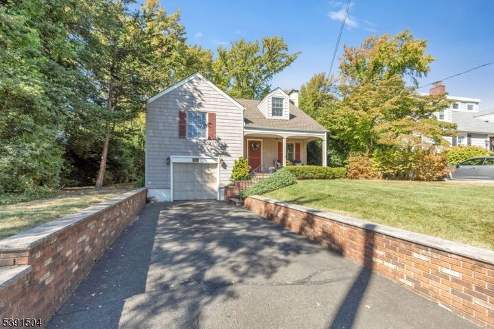 Property Photo: 383 Lincoln Ave E NJ 07016