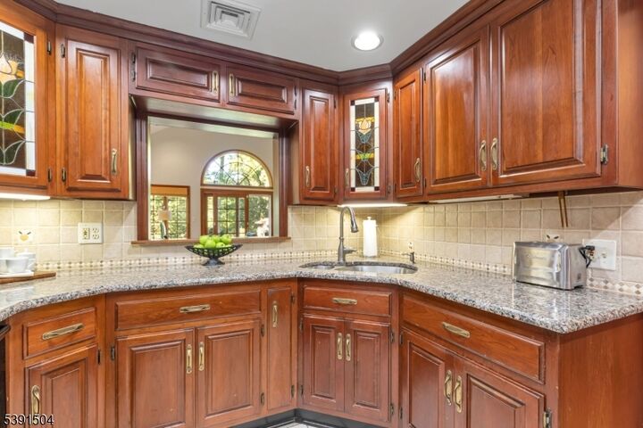 Property Photo: 383 Lincoln Ave E NJ 07016