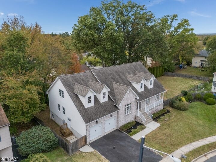 Property Photo: 9 Wakefield Dr NJ 08820