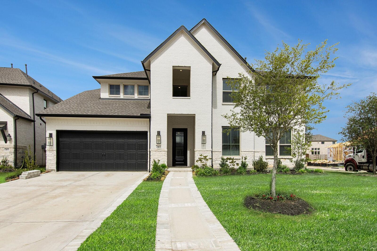 Property Photo: 7411 Goldenrod Thicket Circle TX 77493