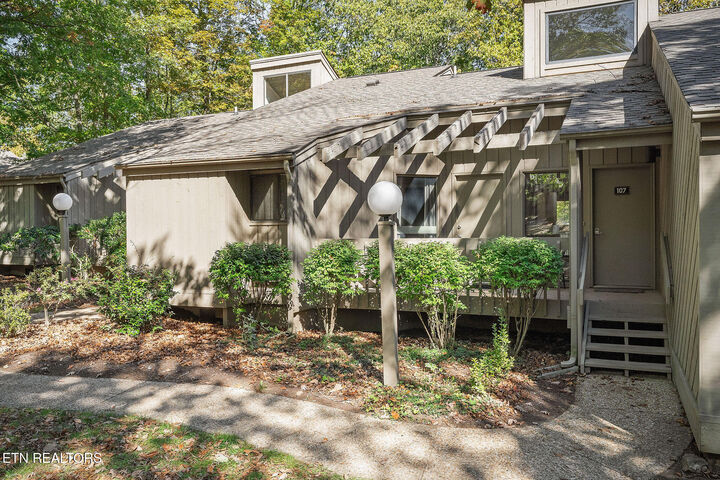 Property Photo:  107 Eagle Court 107  TN 38558