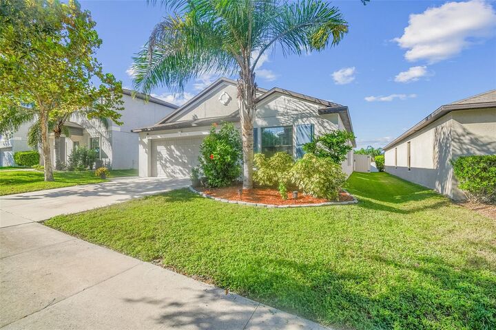 Property Photo: 10112 Rosemary Leaf Lane FL 33578