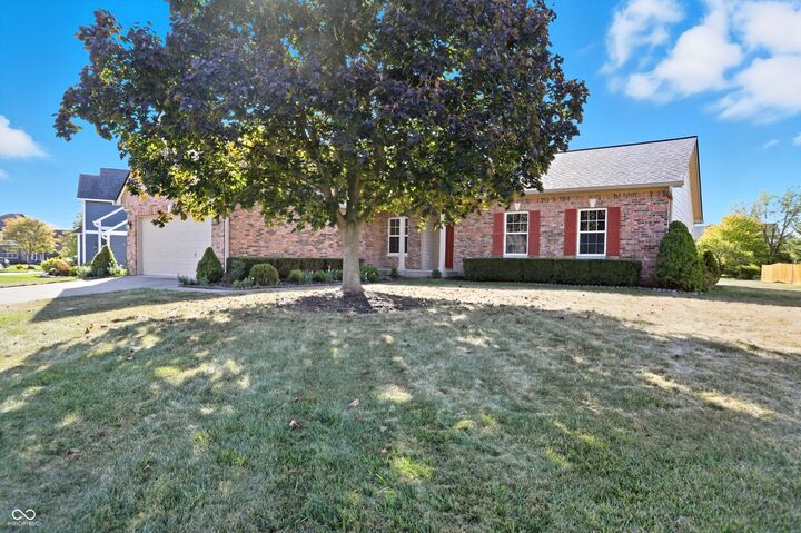Property Photo: 225 W Tansey Crossing IN 46074