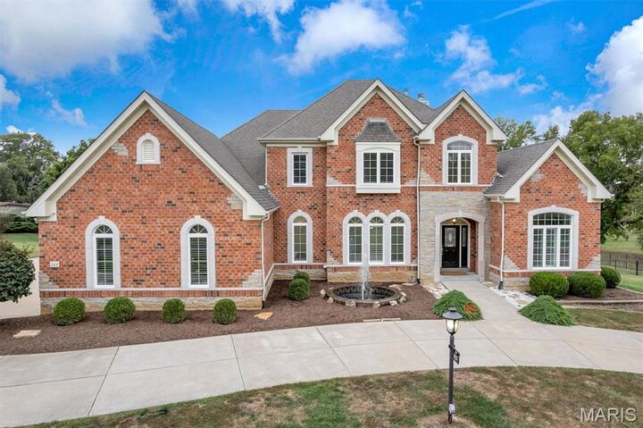 327 Chasselle Lane  St Louis MO 63141 photo