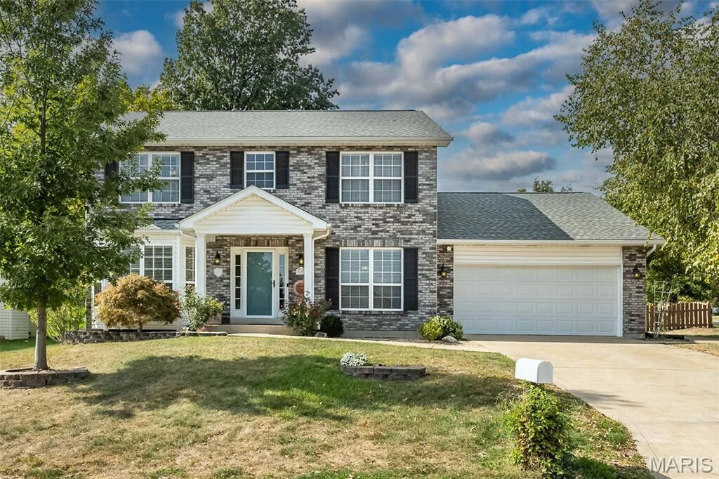 Property Photo: 999 Reddington Oaks Court MO 63304