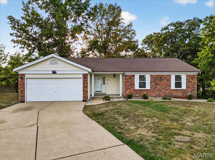 21 White Chapel Court  O'Fallon MO 63368 photo