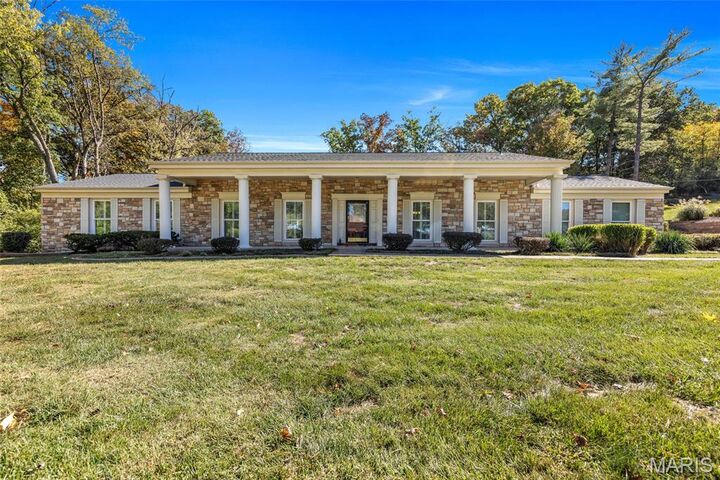 12311 Gaillard Drive  St Louis MO 63141 photo