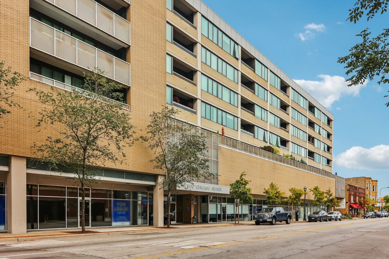 Property Photo: 900 Chicago Avenue 416 IL 60202