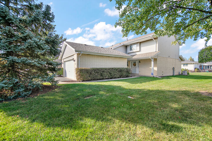 Property Photo: 7732 W 158th Court IL 60462