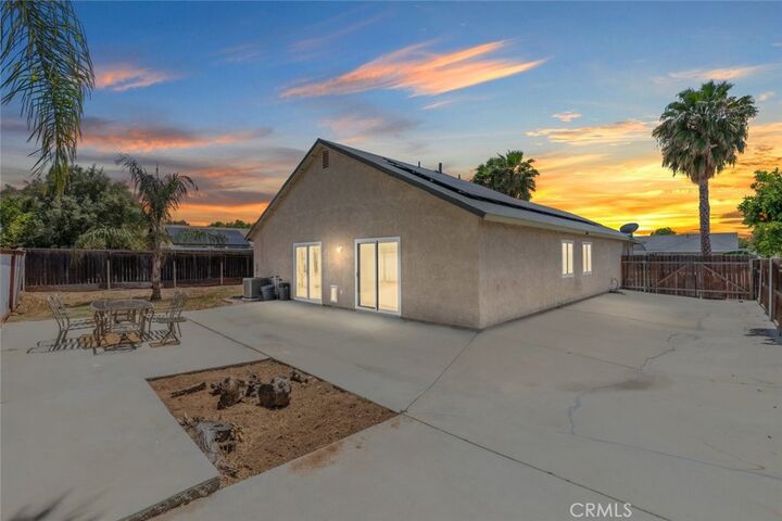 Property Photo:  25682 Dittany  CA 92553 