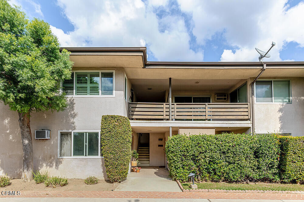 Property Photo: 359 S Euclid Avenue CA 91101