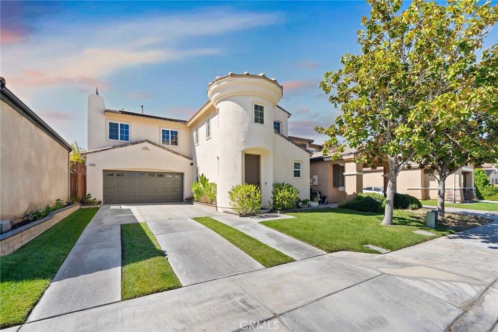 Property Photo: 1429 Alta Palma CA 92571