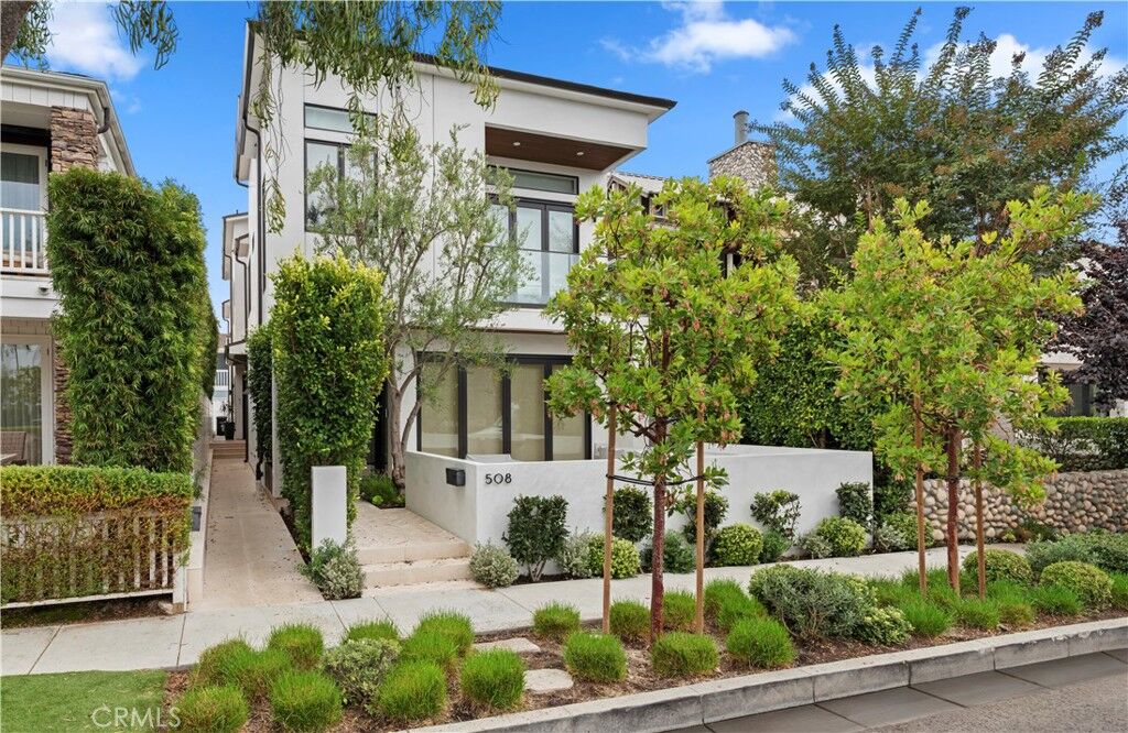 Property Photo: 508 1/2 Acacia CA 92625
