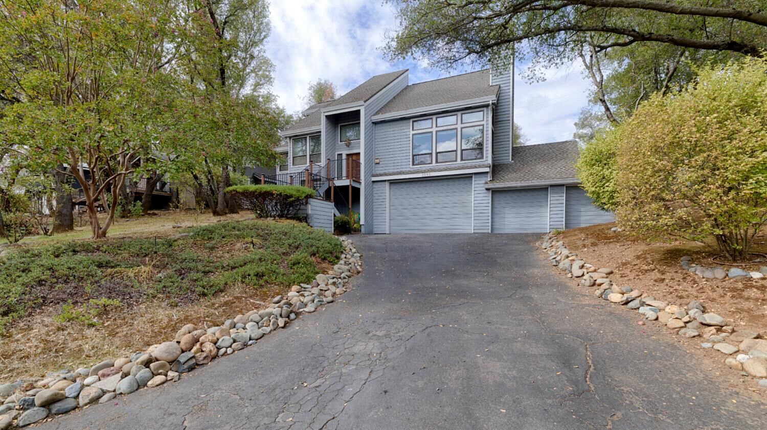 Property Photo: 3590 Montclair Road CA 95682