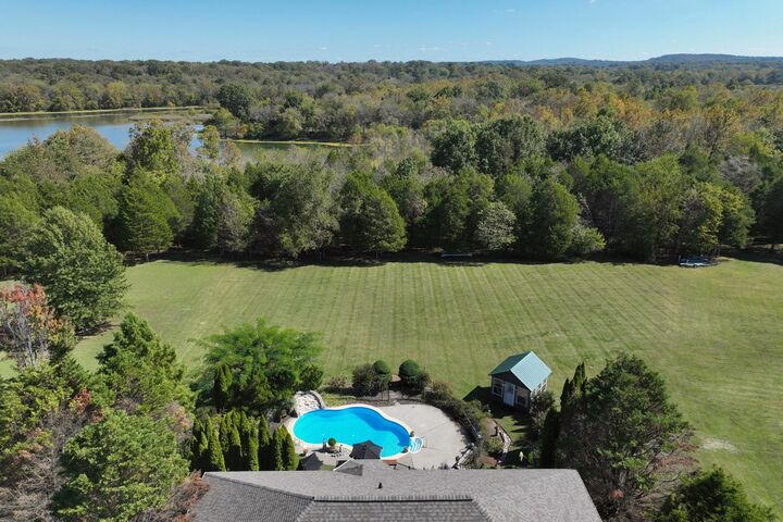 Property Photo:  222 Ridgewater Way  TN 37122 