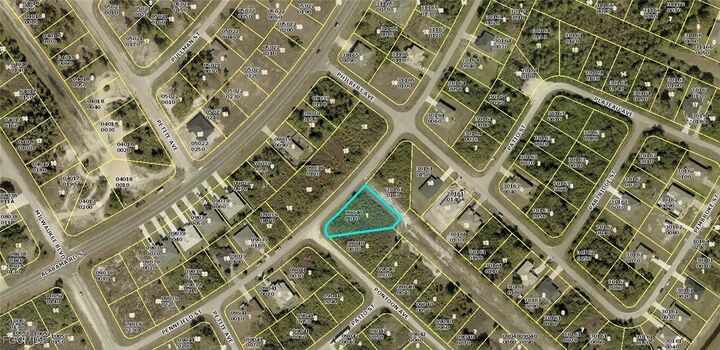 Property Photo: 336 Pennfield Street FL 33974