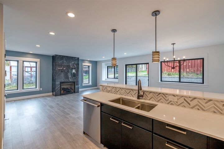 Property Photo: 2215 Hauser Boulevard MT 59601