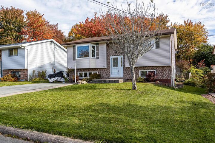 Photo de la propriété: 57 La Pierre Crescent NS B2W 5C6