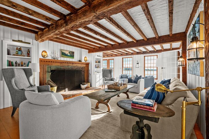 Property Photo: 15 Fredas Point Drive NS B0J 1J0