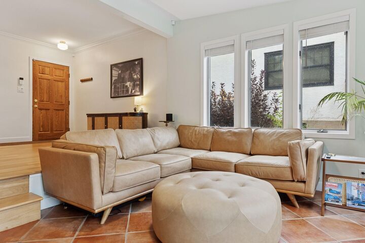 Property Photo: 1846 Saunders Avenue MN 55116