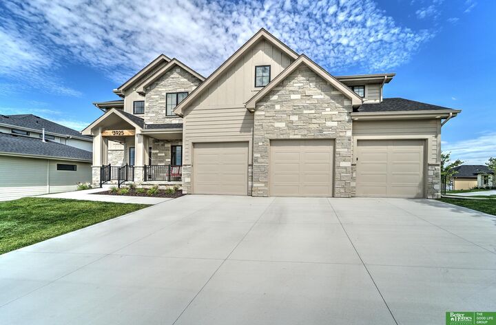 Property Photo: 3925 S 211 Street NE 68022