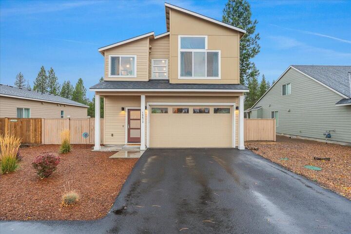 Property Photo:  16672 Pine Creek Drive  OR 97739 