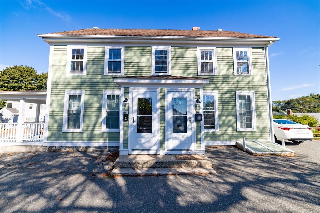 Property Photo: 10 Maple Circle 1 MA 01945