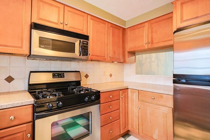 Property Photo:  15 Alcott Circle D3  MA 02780 