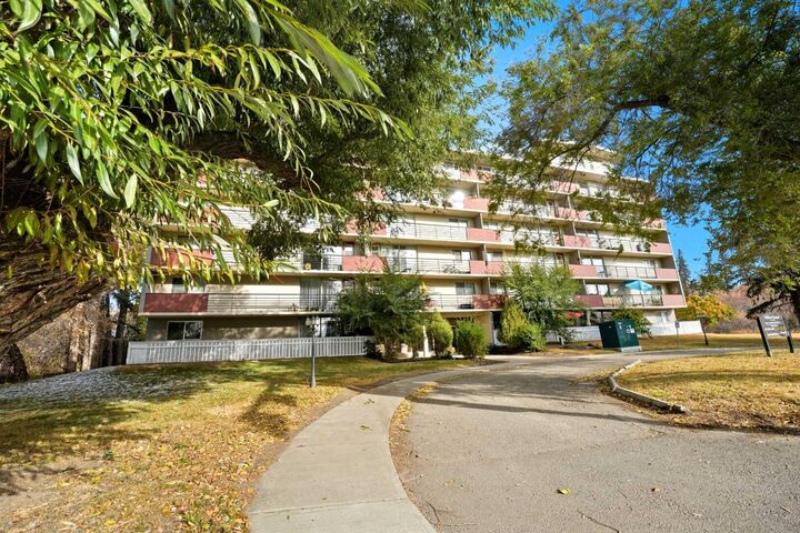 Property Photo: 4700 55 Street 306 AB T4N 2H8