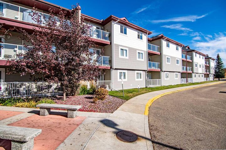 Property Photo: 260 Duston Street 220 AB T4R 2J9