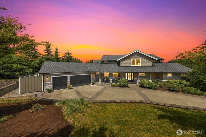 1301  Broad Street  Bellingham WA 98229 photo
