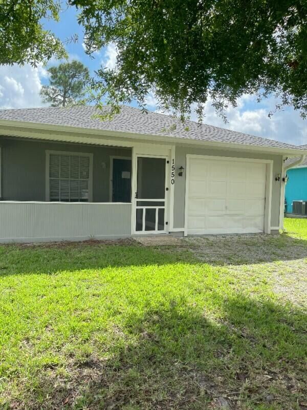Property Photo: 1550 17th Court SW FL 32962