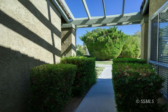 Property Photo:  1019 N Norma St  CA 93555 