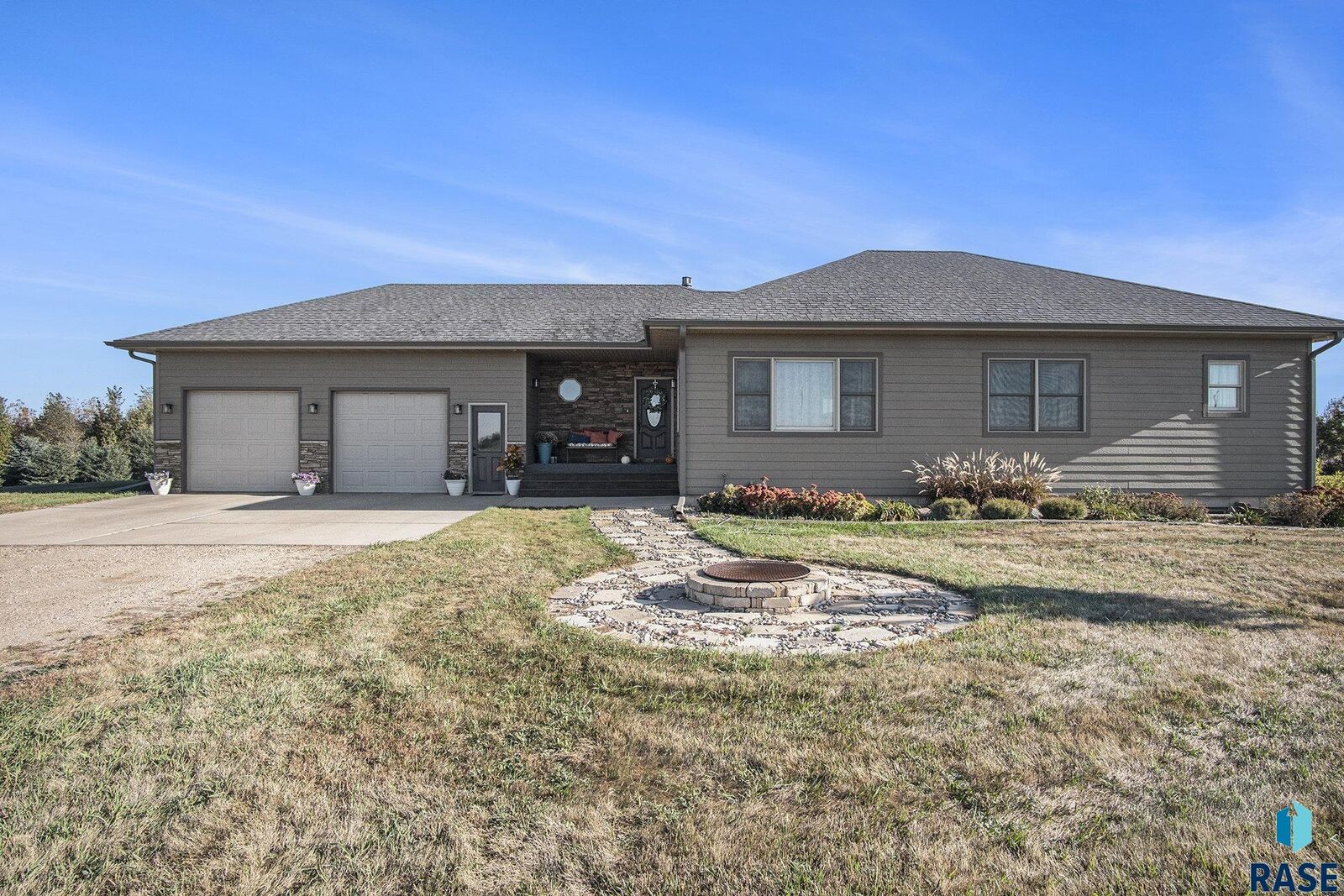 Property Photo: 45446 258th St SD 57048-6203