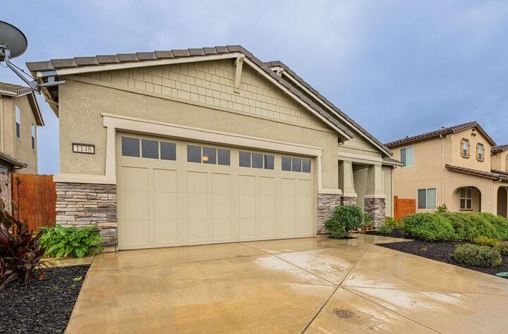 Property Photo:  1148 La Colina Street  CA 93960 