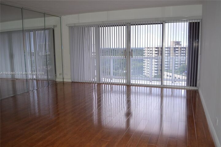 Property Photo: 2451 Brickell Ave 12K FL 33129