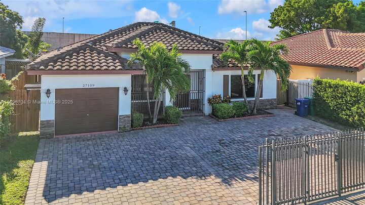 Property Photo: 27109 SW 133rd Ct FL 33032