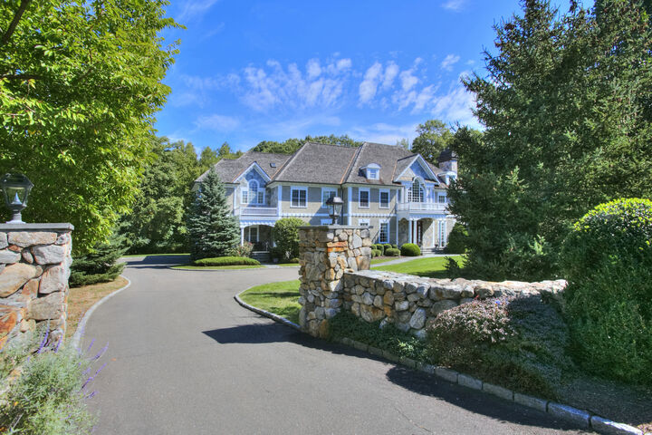 Property Photo:  88 Merry Meet Circle  CT 06824 