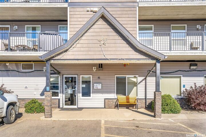 Property Photo: 2761 Woodbridge Drive 208 SK S6V 3Z9