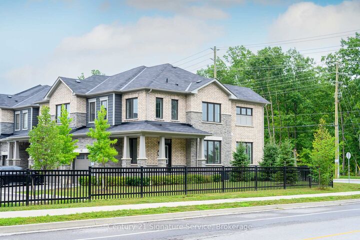 Property Photo: 8273 Tulip Tree Drive 9 ON L2H 3S8