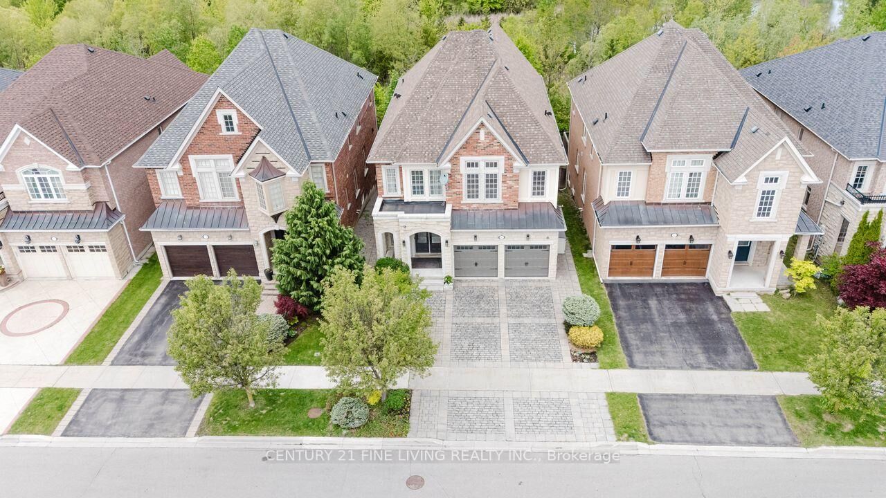 Property Photo:  96 Wolf Creek Crescent  ON L6A 4B9